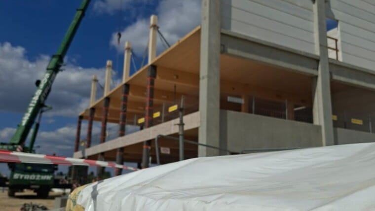 Największy w Polsce budynek biurowy w technologii CLT powstaje w Środzie Wielkopolskiej !